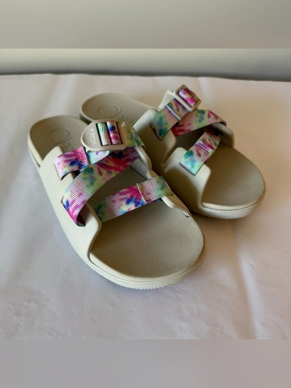 CHACO Size 6 Girls Youth Sandals Slides - Tie Dye